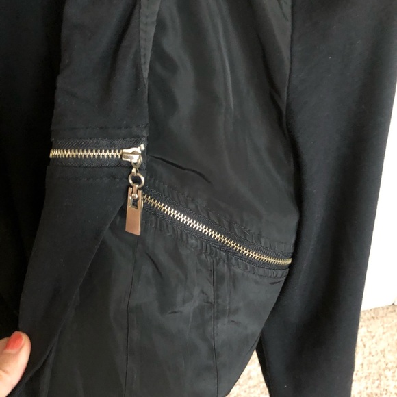 top - Picture 3 of 5